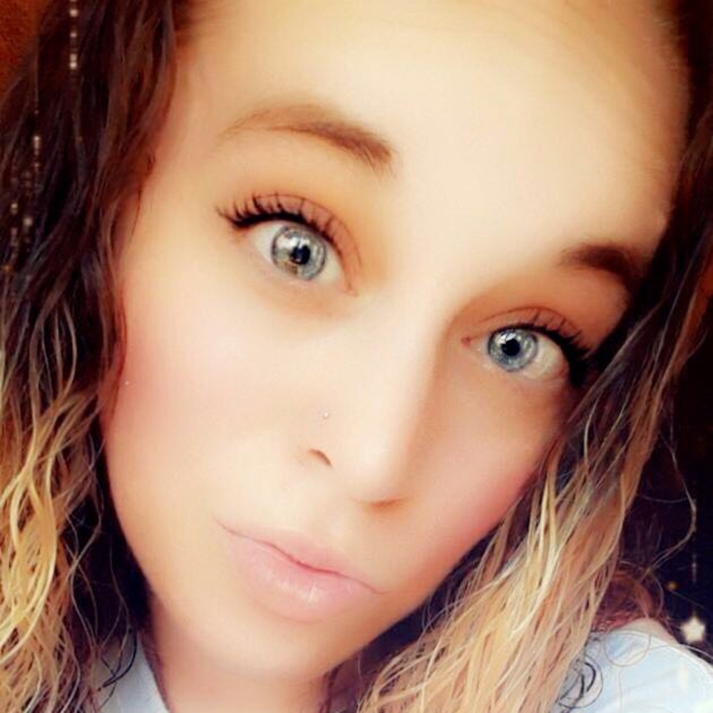 Meet your Posher, Ashlie